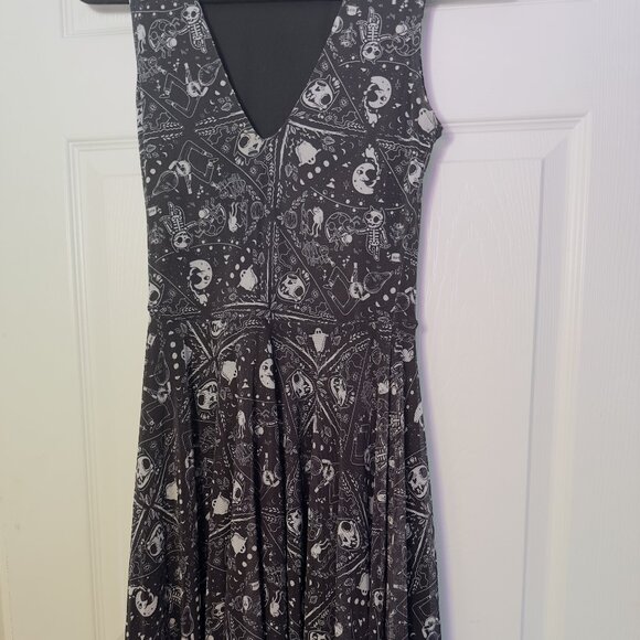 GRAVEYARD SMASH V NECK HANDKERCHIEF DRESS - Picture 4 of 6